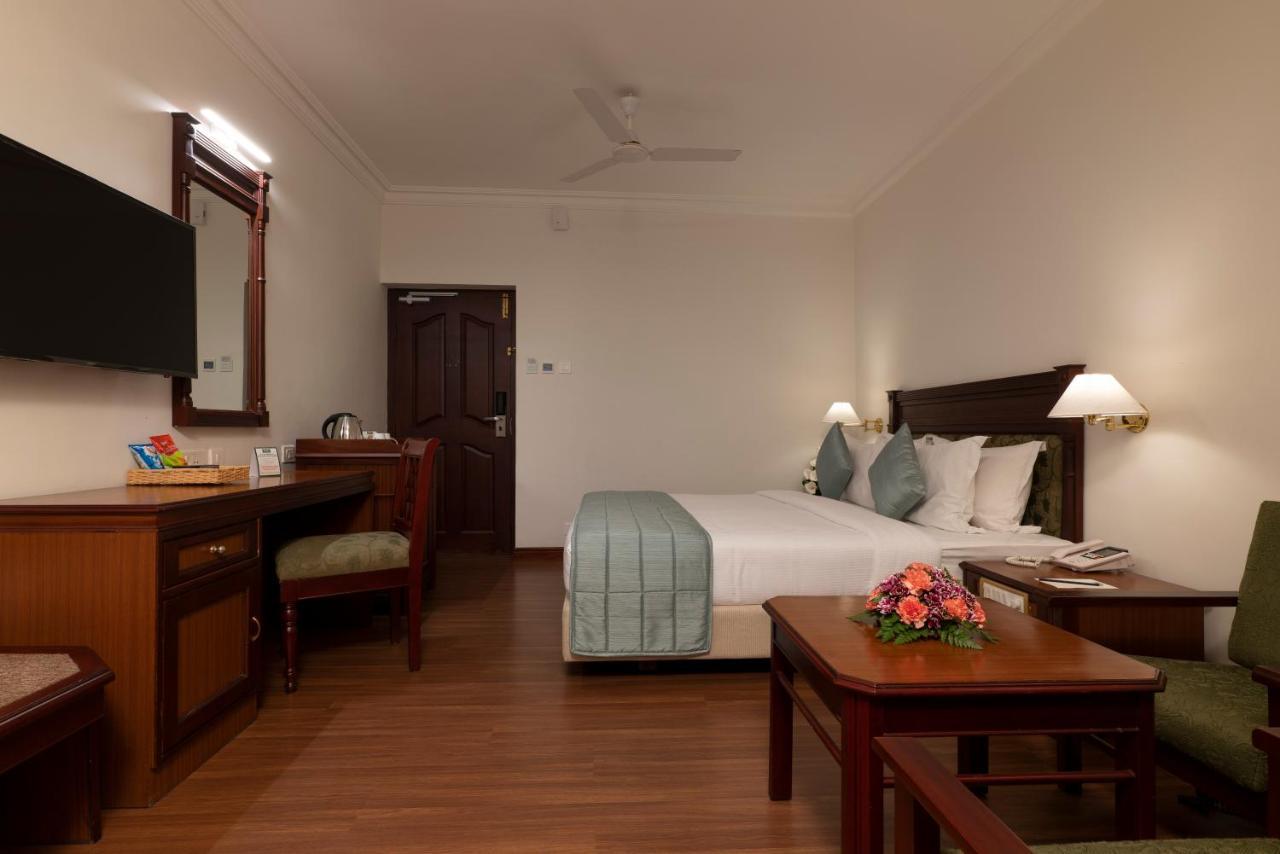Issacs Residency Hotel Munnar Exterior foto