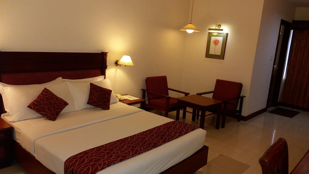 Issacs Residency Hotel Munnar Exterior foto