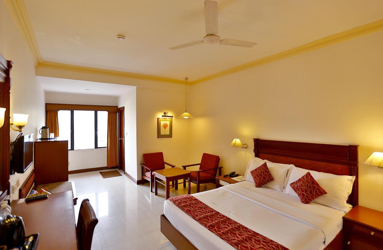 Issacs Residency Hotel Munnar Exterior foto