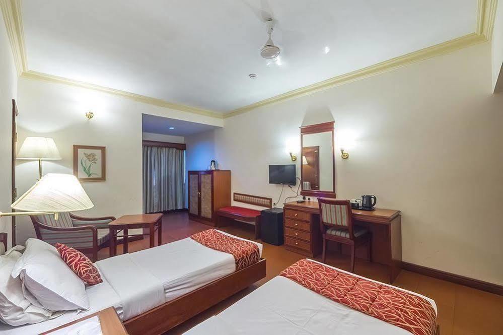 Issacs Residency Hotel Munnar Exterior foto